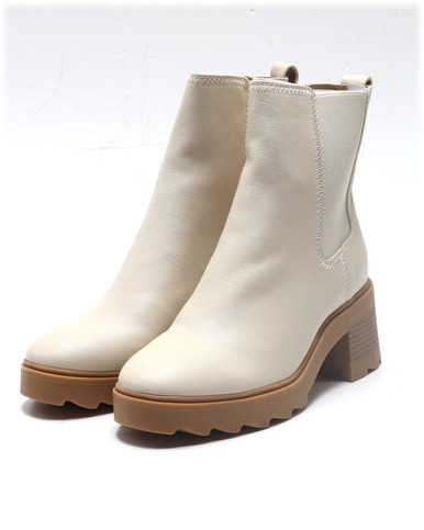 Zodiac Women's Teresa Chelsea Boot, Birch, 9.5