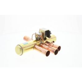 Trane VAL12203 Reversing Valve 0.875X0.875" ODF